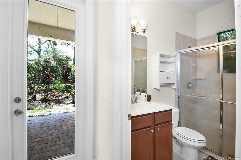 2276 Nw Diamond Creek Way Property Photo 24