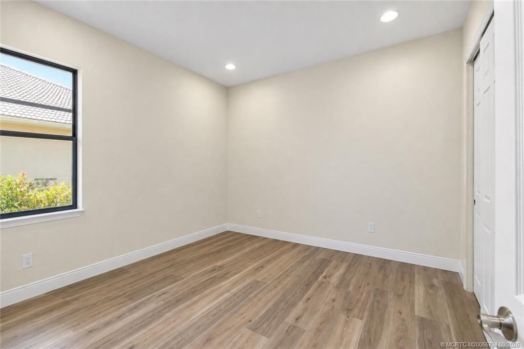 2276 Nw Diamond Creek Way Property Photo 39