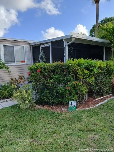 2555 Pga Boulevard 127 Property Photo 3