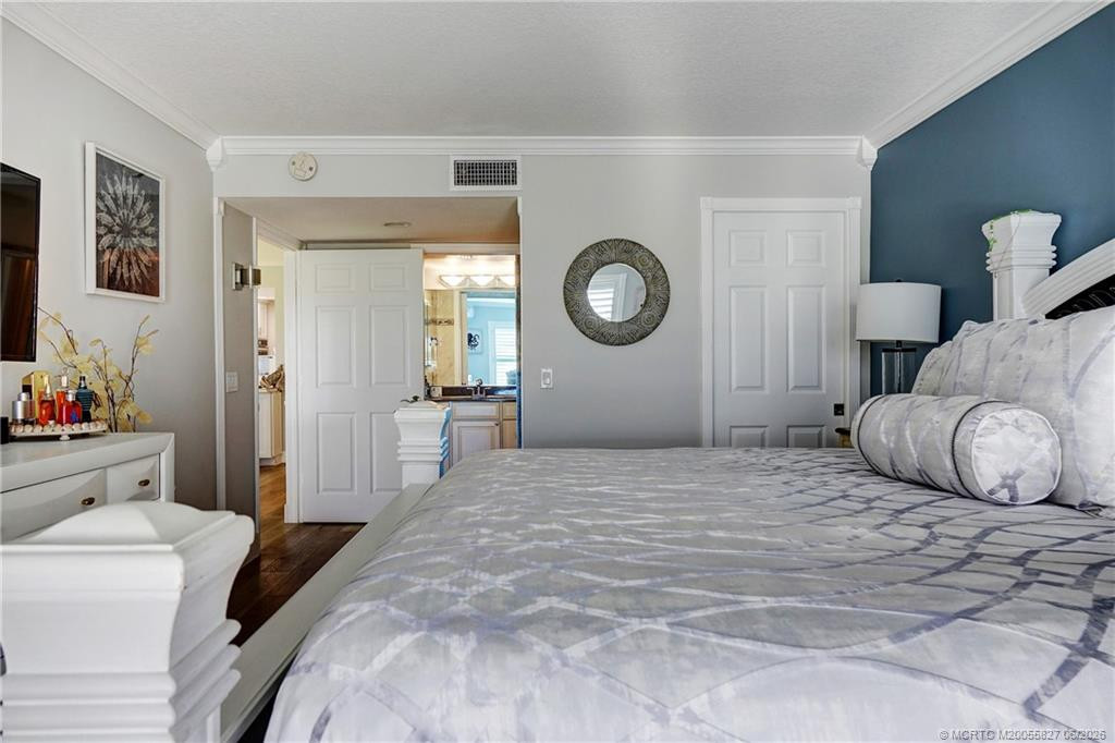 10200 S Ocean Drive 110 Property Photo 14