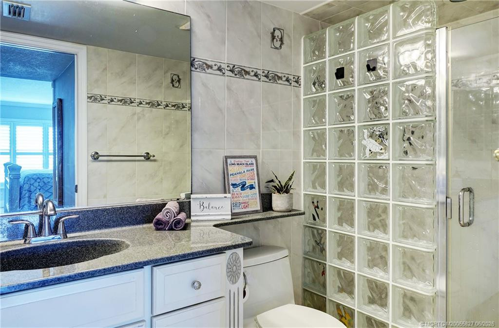 10200 S Ocean Drive 110 Property Photo 15