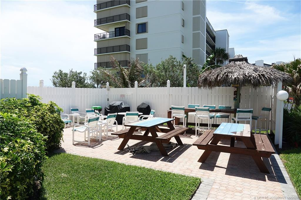 10200 S Ocean Drive 110 Property Photo 18