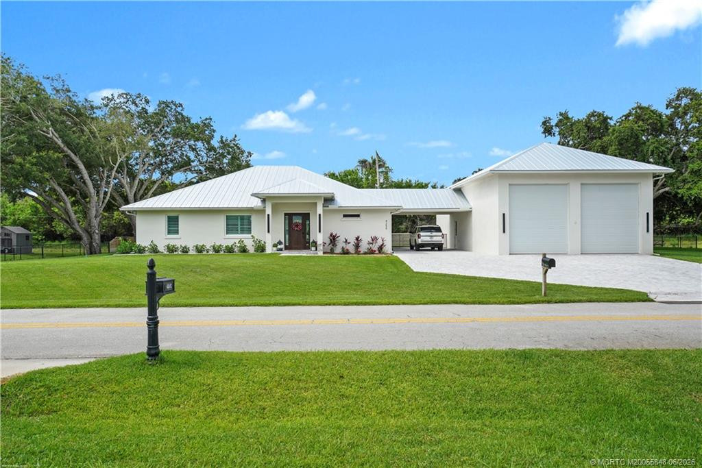 4255 79th Street Property Photo 2