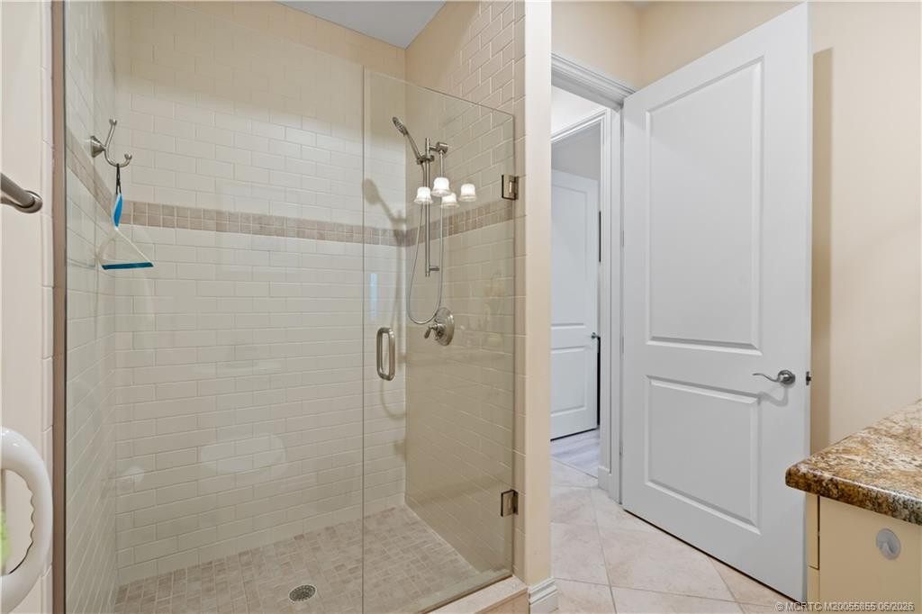 939 Se Willoughby Trace 4-5 Property Photo 25
