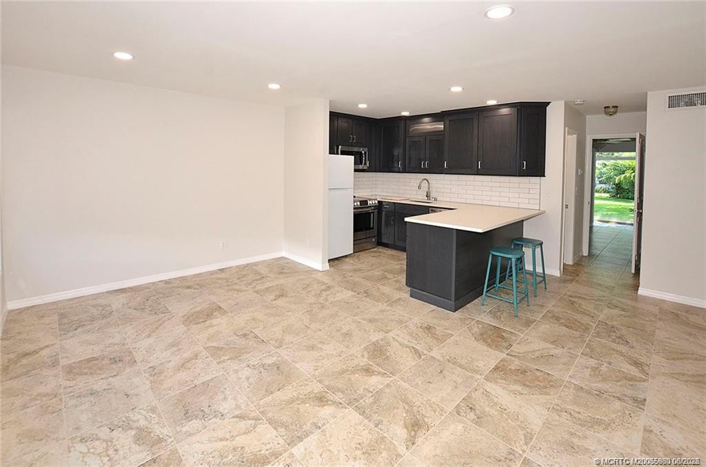 2929 Se Ocean Boulevard 141-2 Property Photo 3