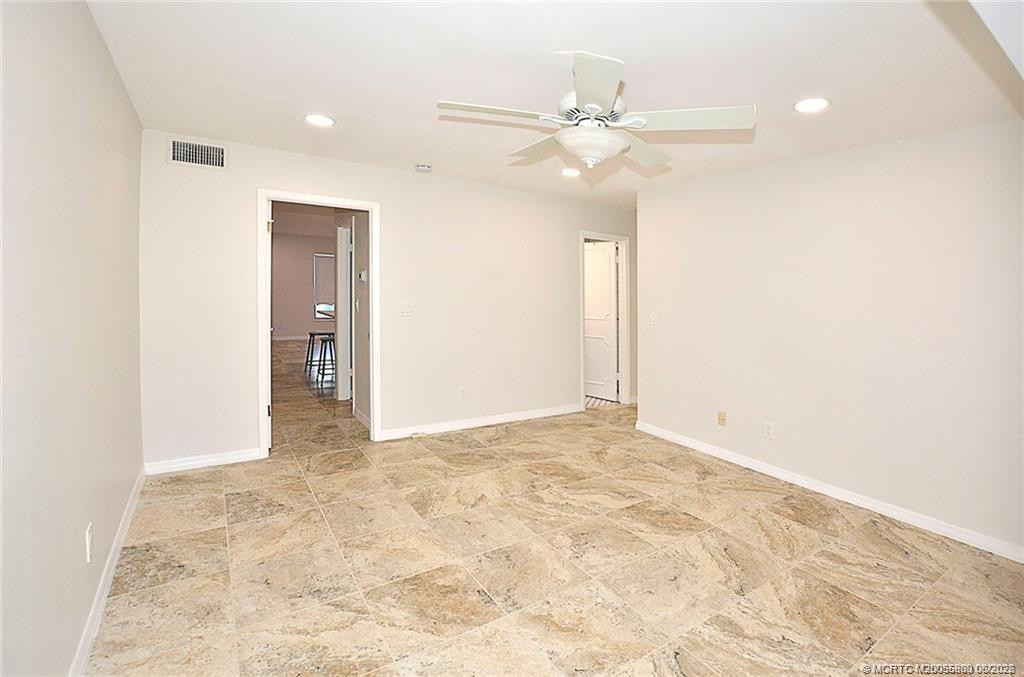 2929 Se Ocean Boulevard 141-2 Property Photo 5
