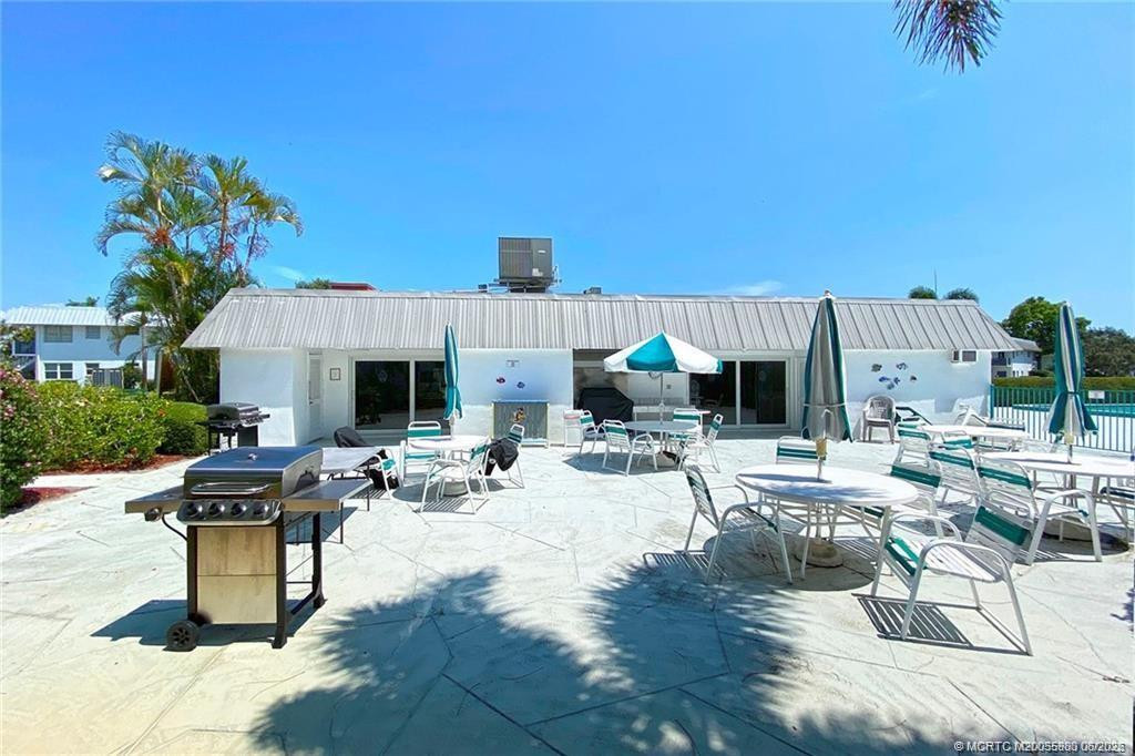 2929 Se Ocean Boulevard 141-2 Property Photo 11