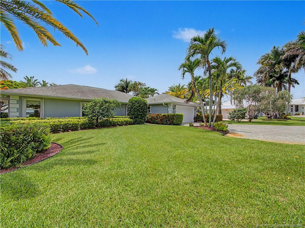 1910 Nw Cove Circle Property Photo 11