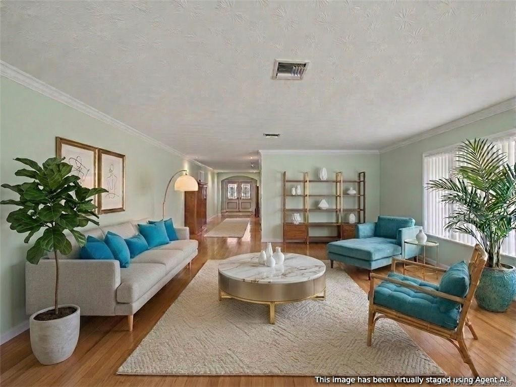 1910 Nw Cove Circle Property Photo 26