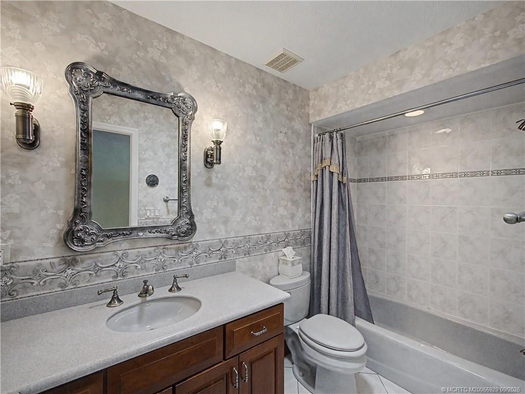 1910 Nw Cove Circle Property Photo 45