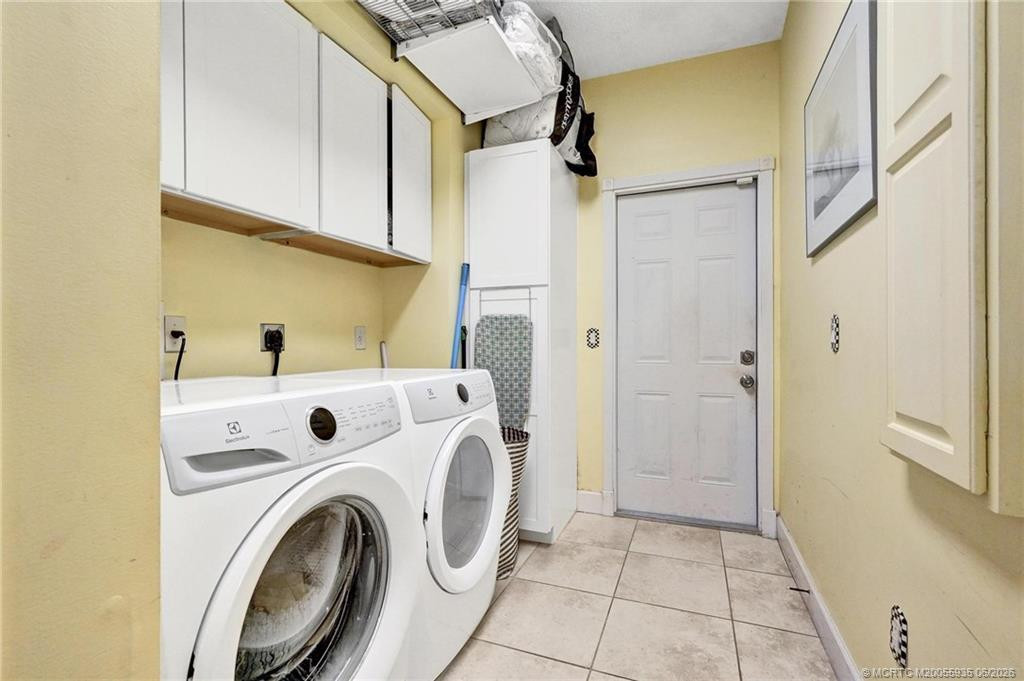 460 Ne Cornwall Avenue Property Photo 26