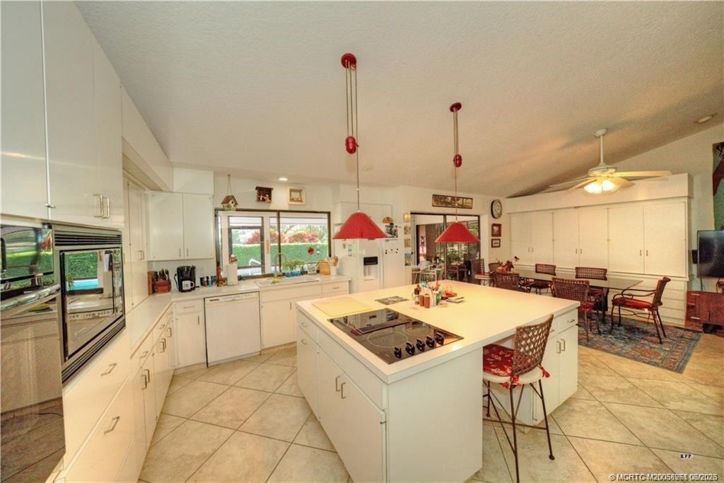 5220 Se Burning Tree Circle S Property Photo 8