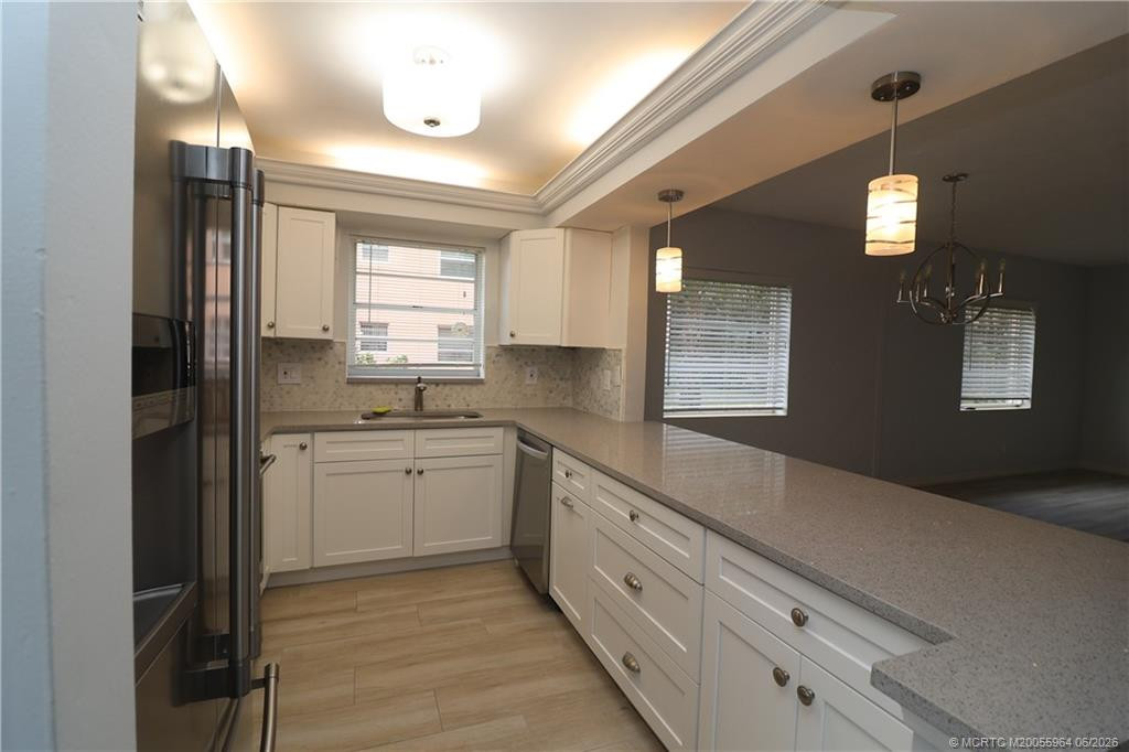 2950 Se Ocean Boulevard 112-101 Property Photo 13