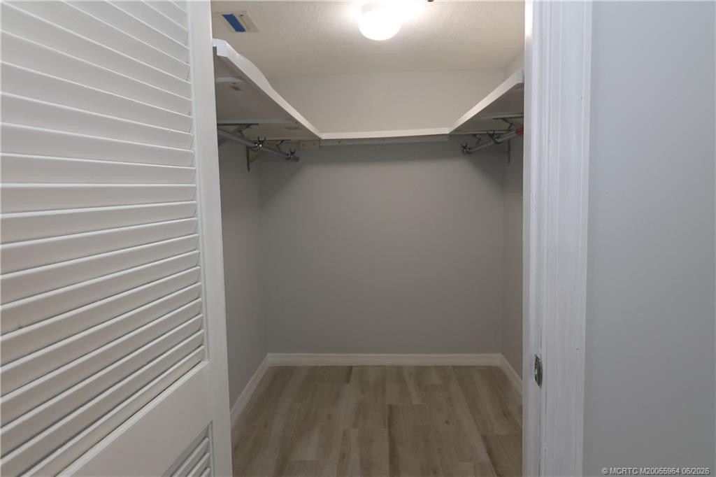 2950 Se Ocean Boulevard 112-101 Property Photo 22