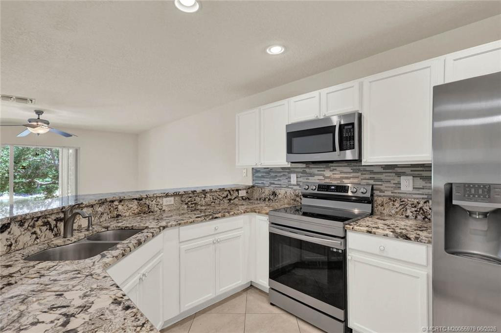 2977 Se Lexington Lakes Drive Property Photo 13