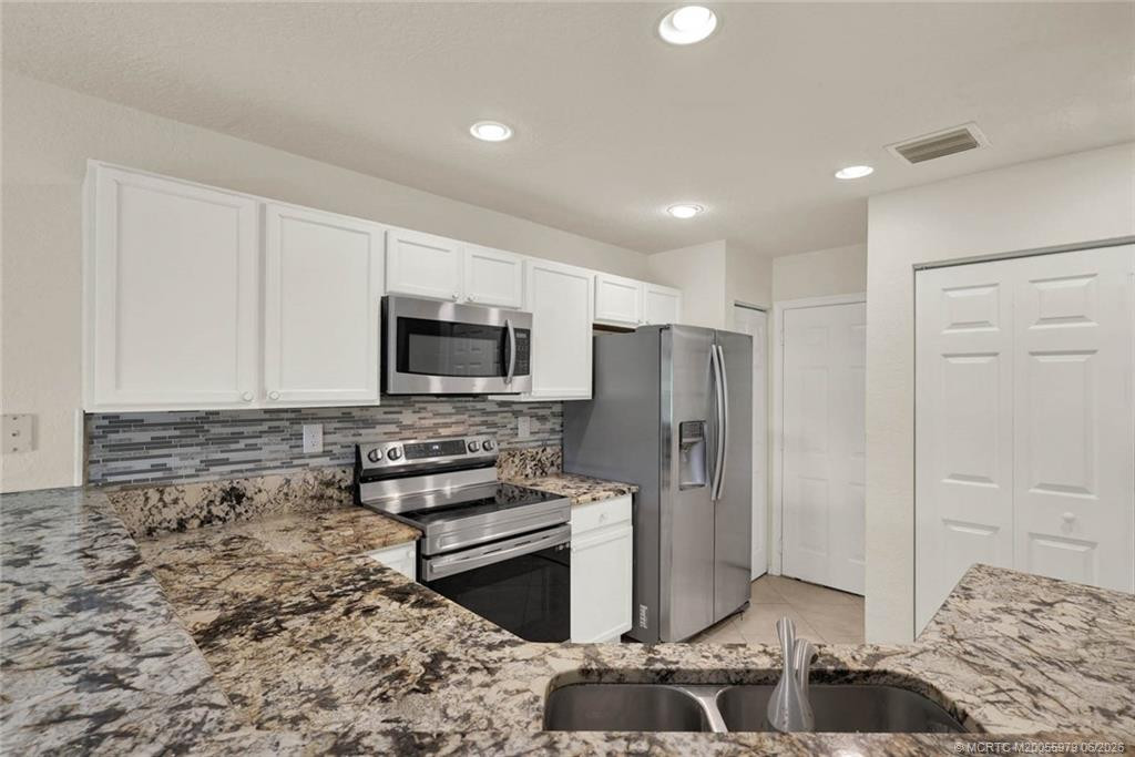 2977 Se Lexington Lakes Drive Property Photo 15
