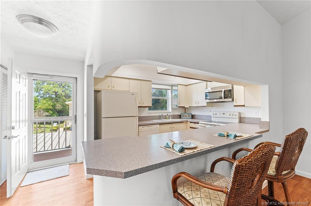 2950 SE Ocean Boulevard 120-6 Property Photo 1
