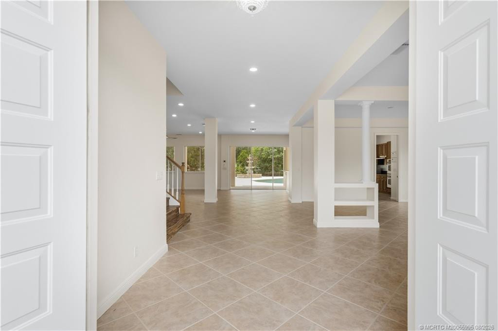 5044 Sw Saint Creek Drive Property Photo 11