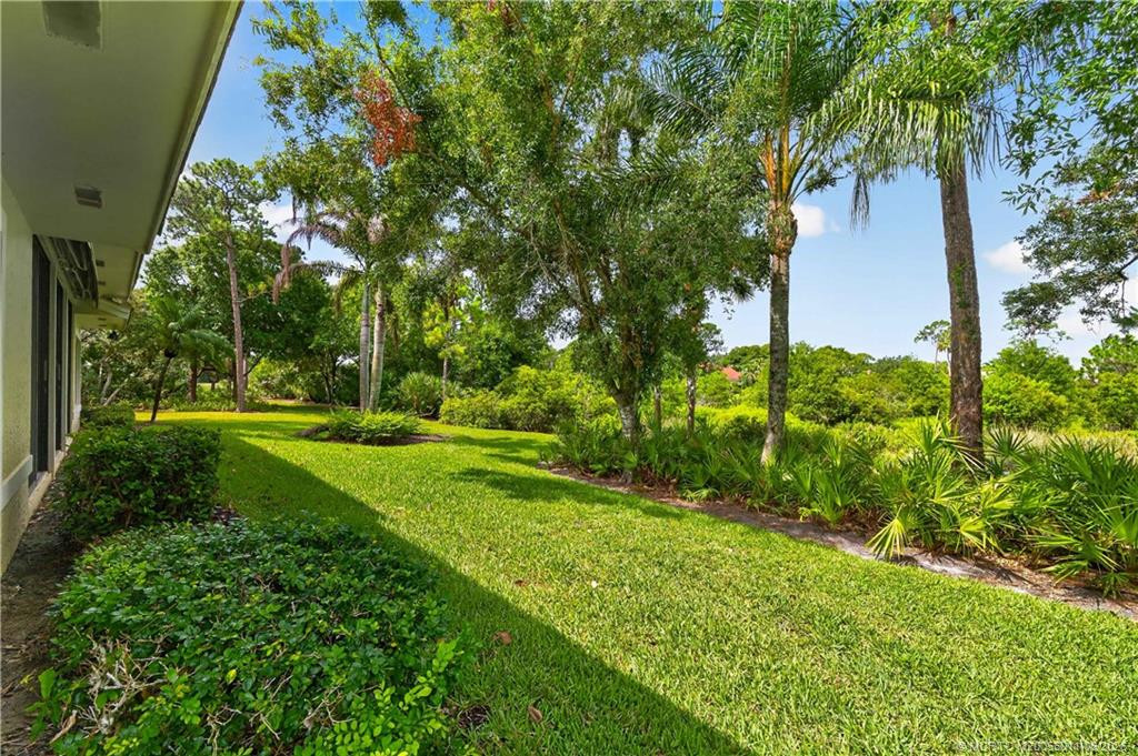 2025 Nw Laurel Oak Lane Property Photo 25