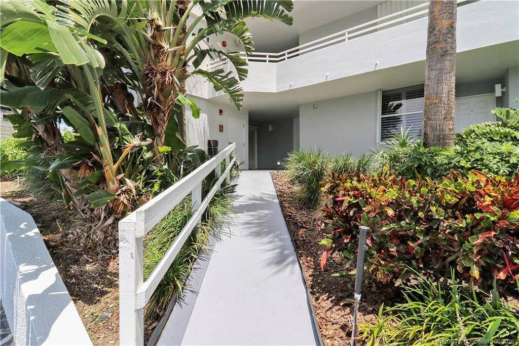 9600 S Ocean Drive 101 Property Photo 31