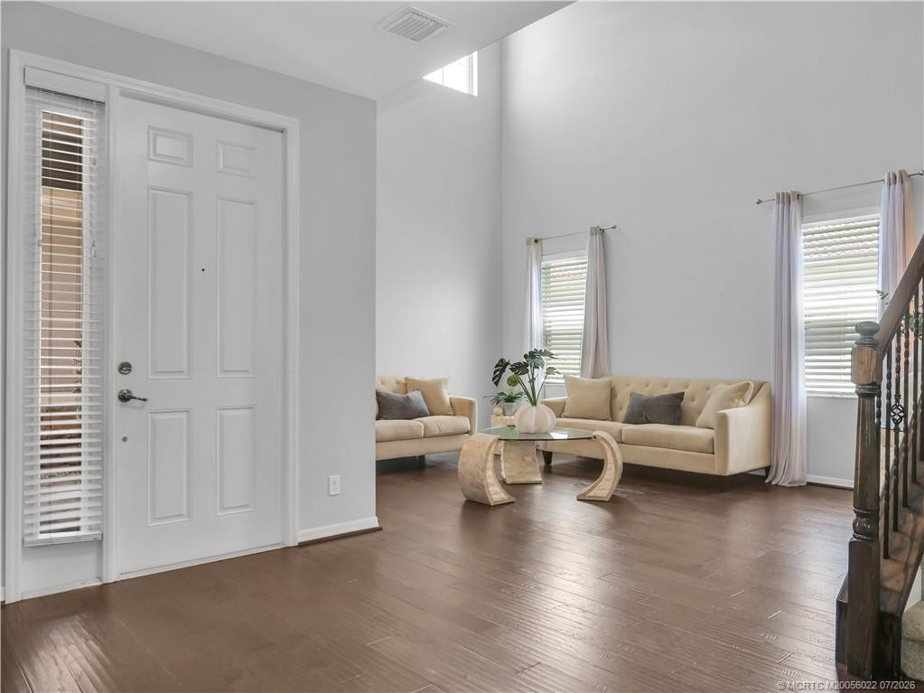 697 Sw Sun Circle Property Photo 12