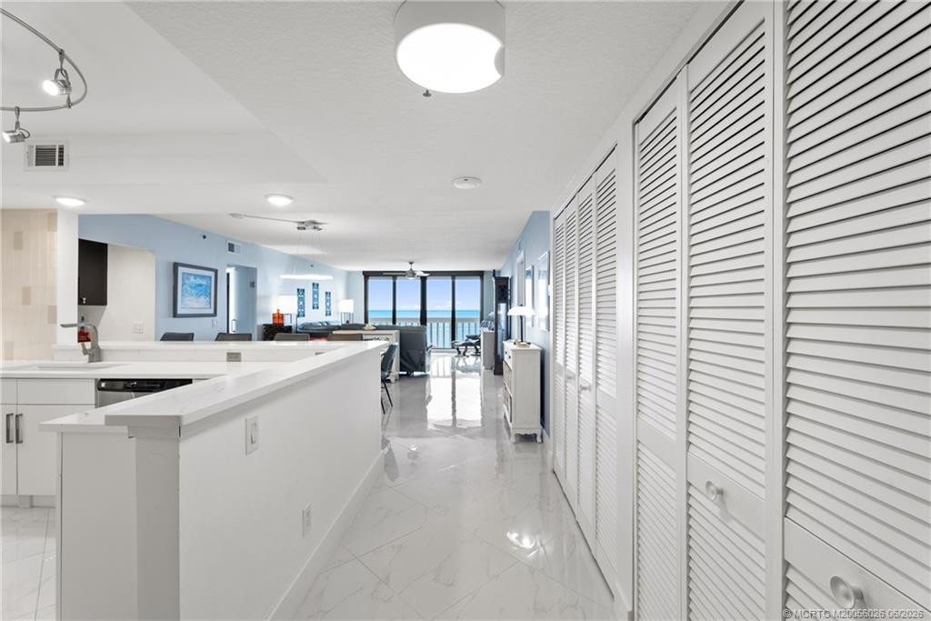 9960 S Ocean Drive 302 Property Photo 8