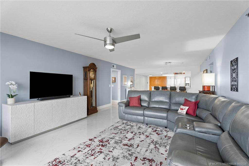 9960 S Ocean Drive 302 Property Photo 14
