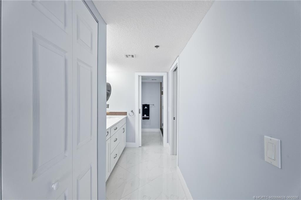 9960 S Ocean Drive 302 Property Photo 18