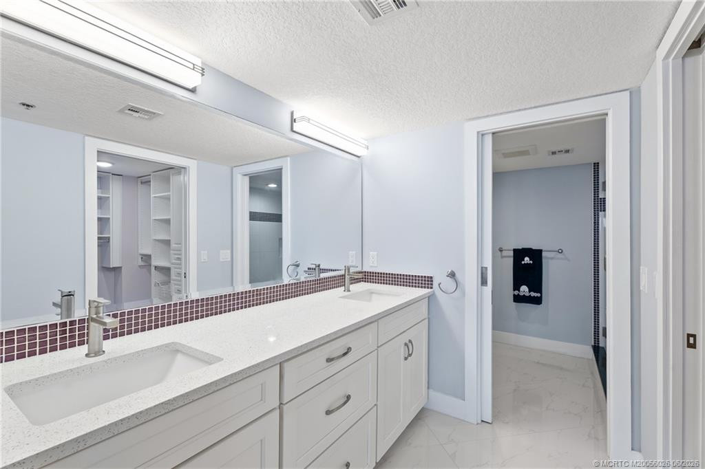 9960 S Ocean Drive 302 Property Photo 19