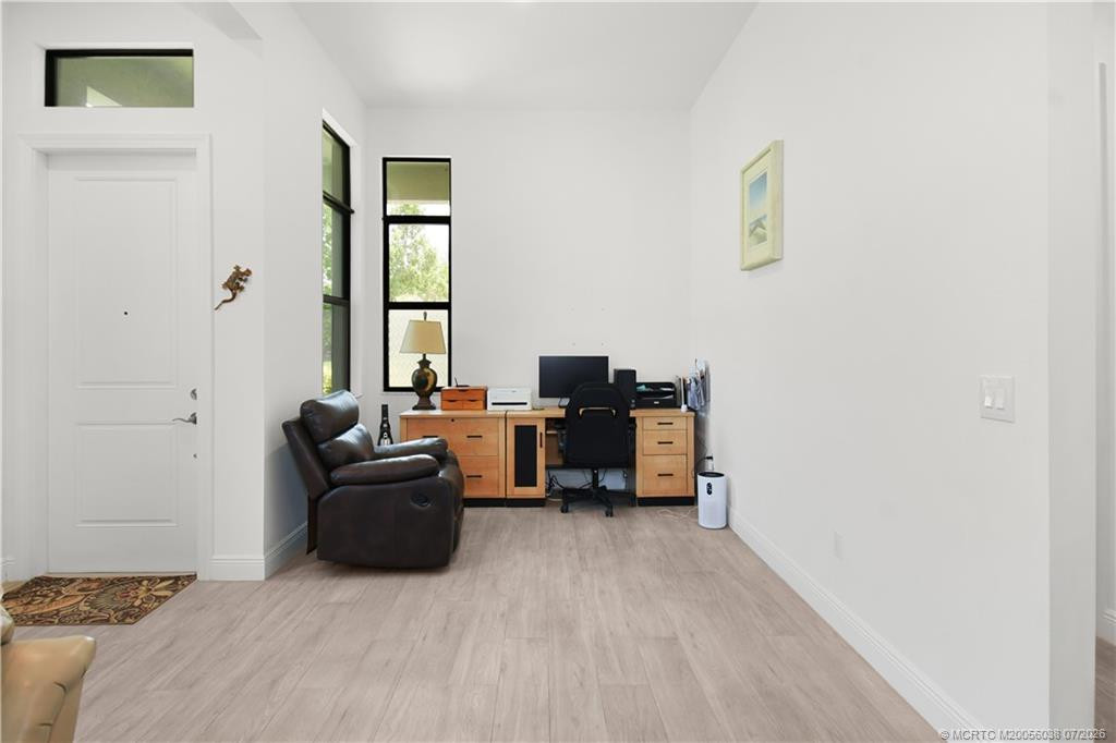 208 Se Via Tirso Property Photo 17
