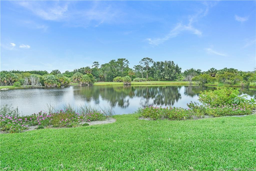 208 Se Via Tirso Property Photo 31