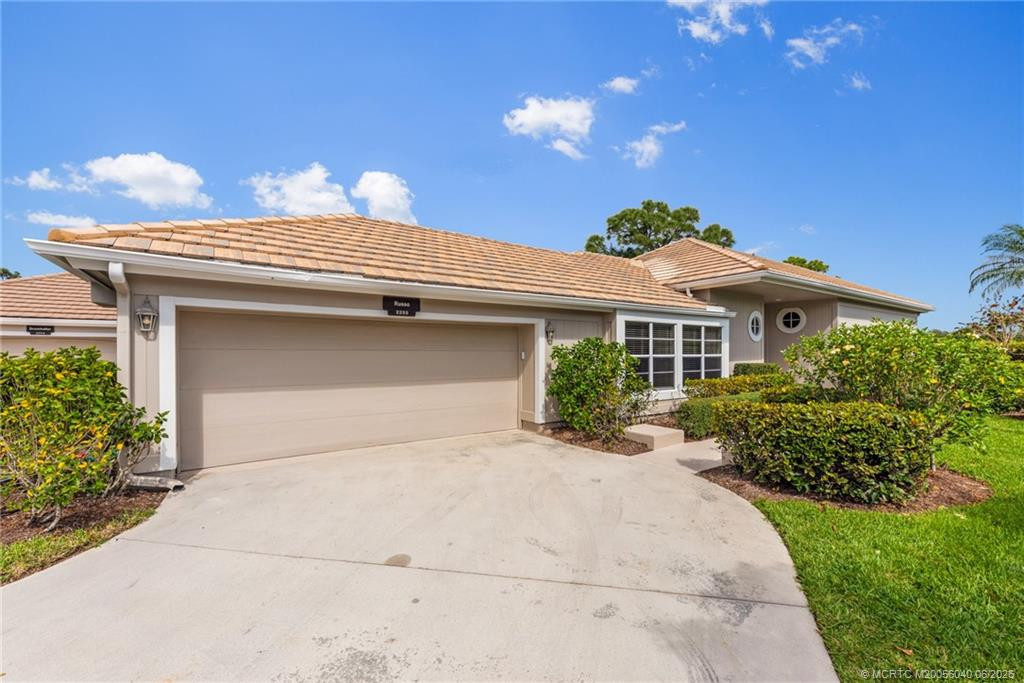 2255 Nw Seagrass Drive Property Photo 2
