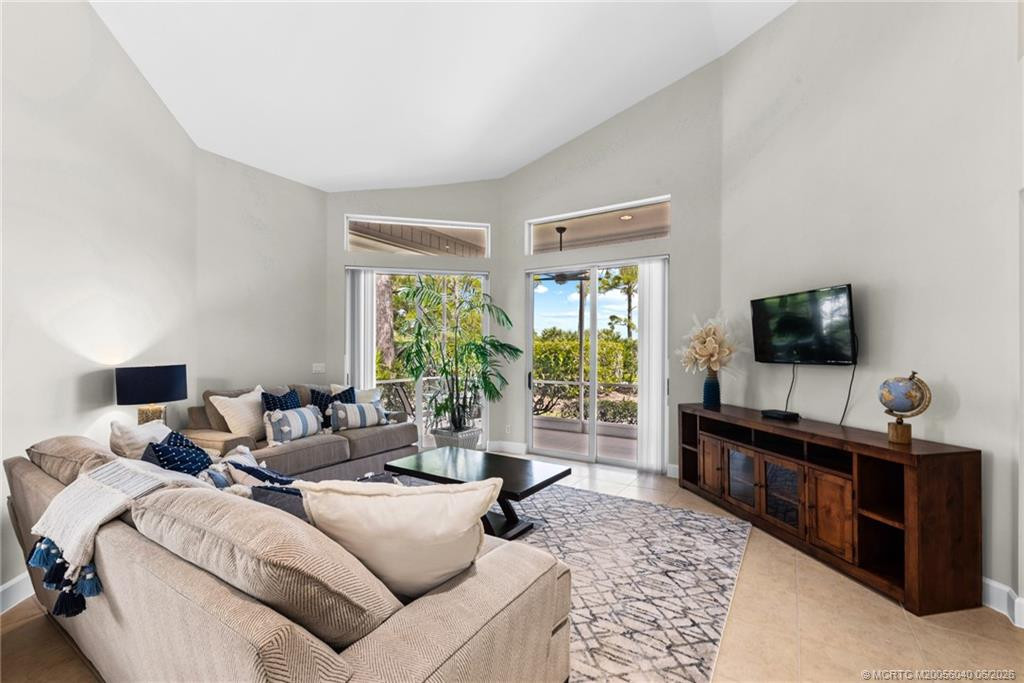 2255 Nw Seagrass Drive Property Photo 4