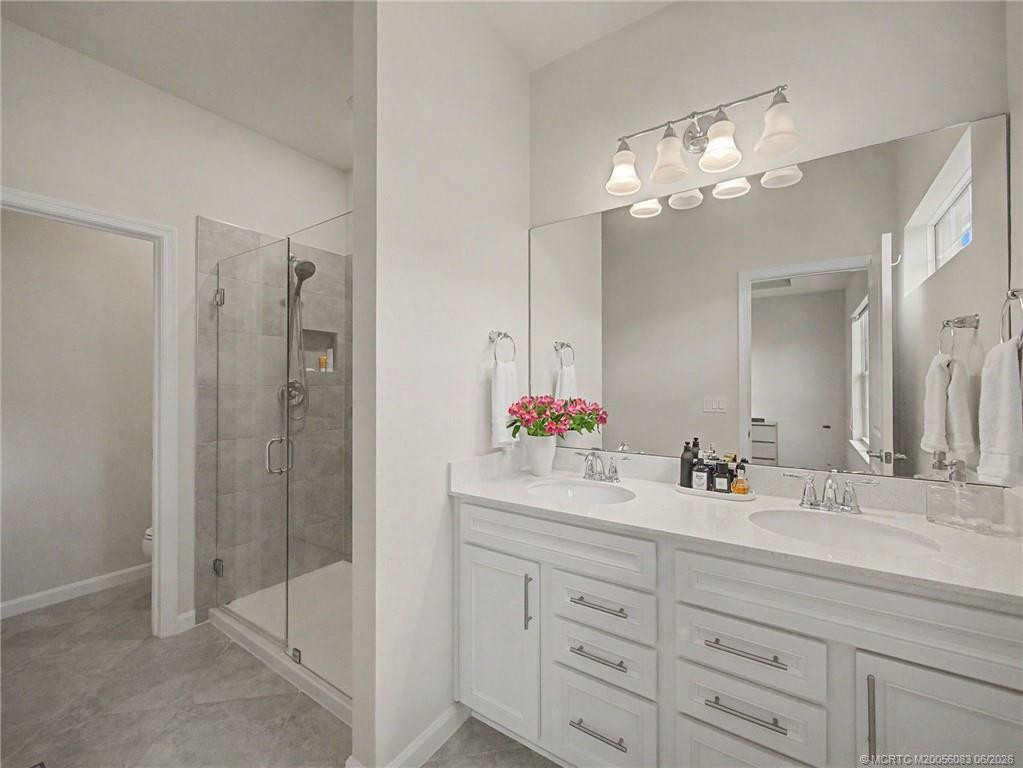 1855 Se Tarni Way Property Photo 14