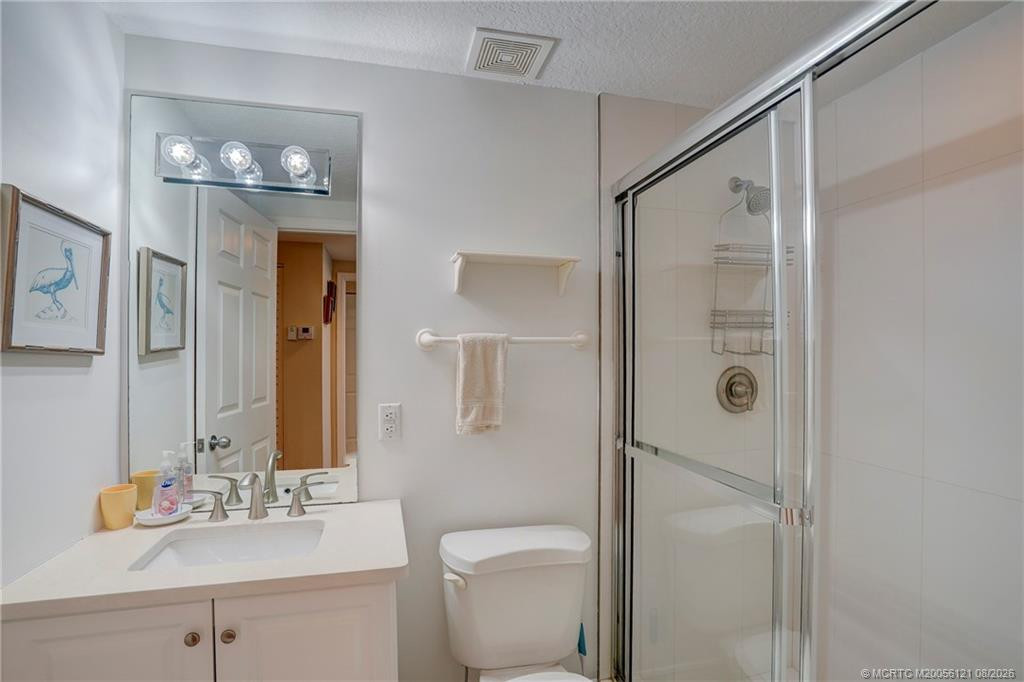 5750 Ne Island Cove Way 3203 Property Photo 10