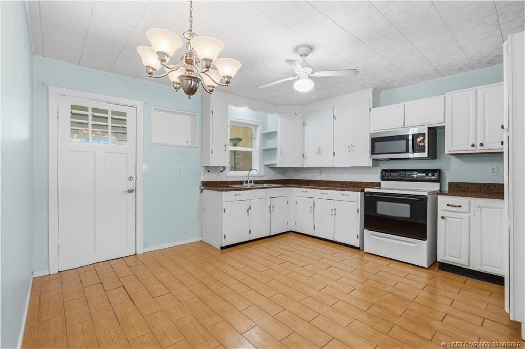 1404 Binney Drive Property Photo 5