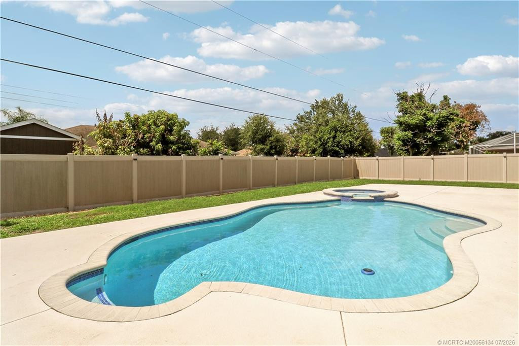 1026 Sw Janar Avenue Property Photo 24