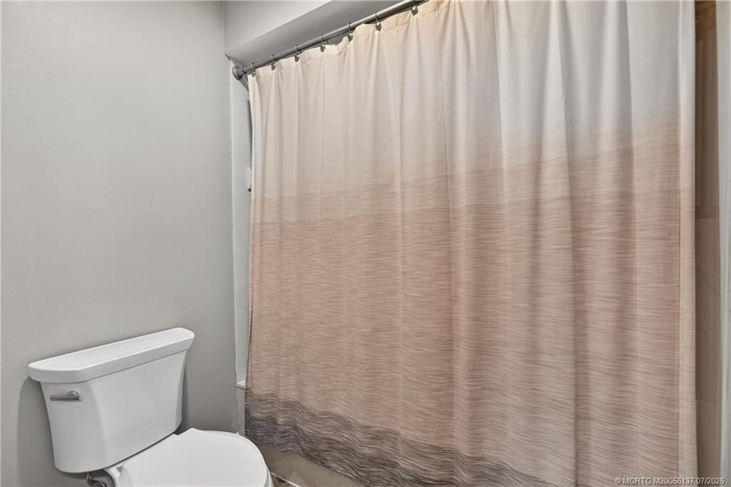 2120 Nw Greenbriar Lane Property Photo 22