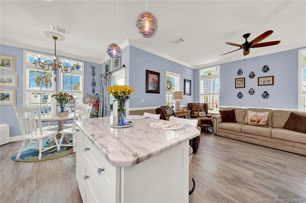 997 Nettles Boulevard Property Photo 17