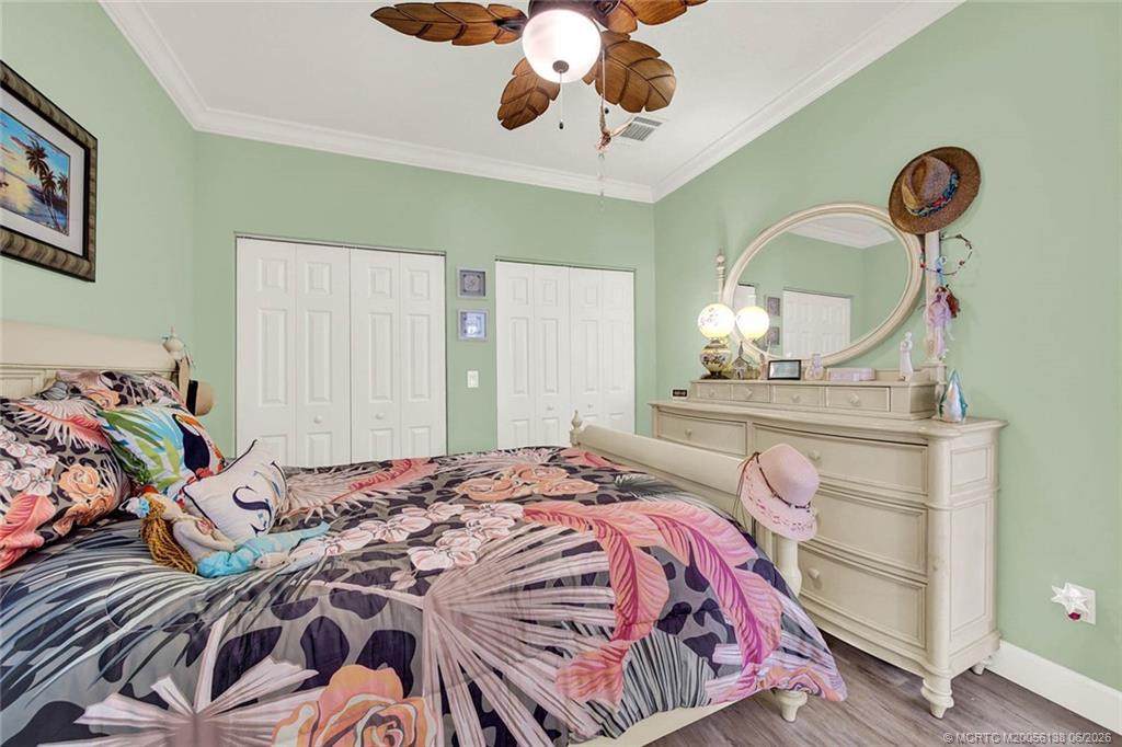 997 Nettles Boulevard Property Photo 21