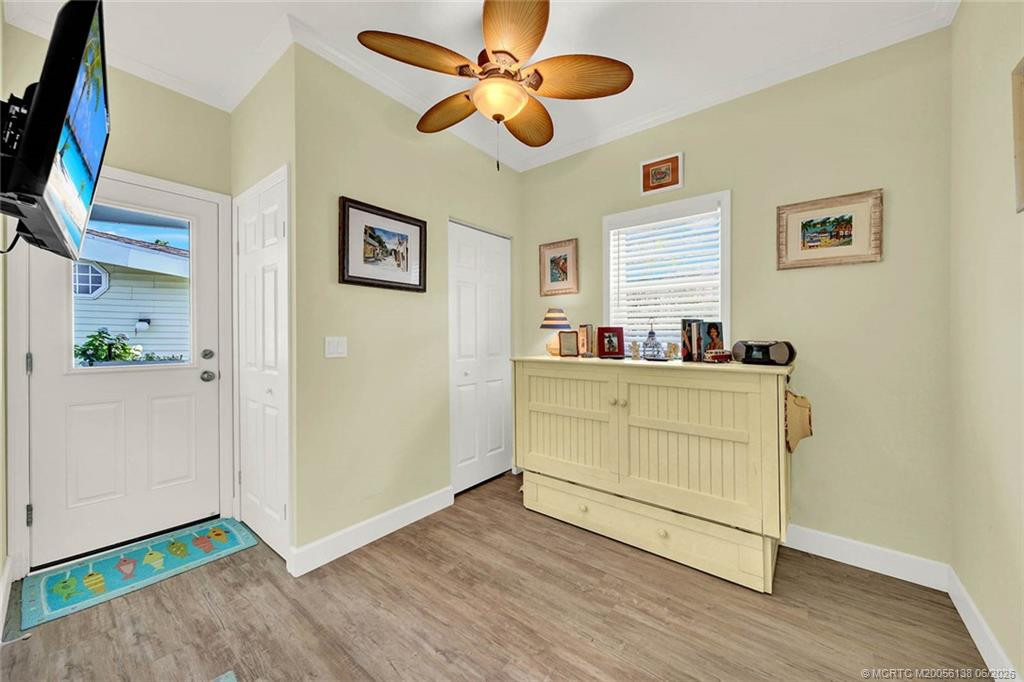 997 Nettles Boulevard Property Photo 30