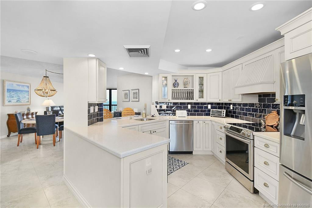 9550 S Ocean Drive 1309 Property Photo 5