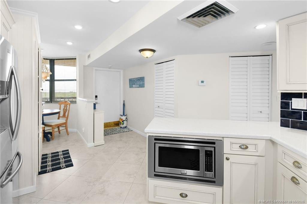 9550 S Ocean Drive 1309 Property Photo 9