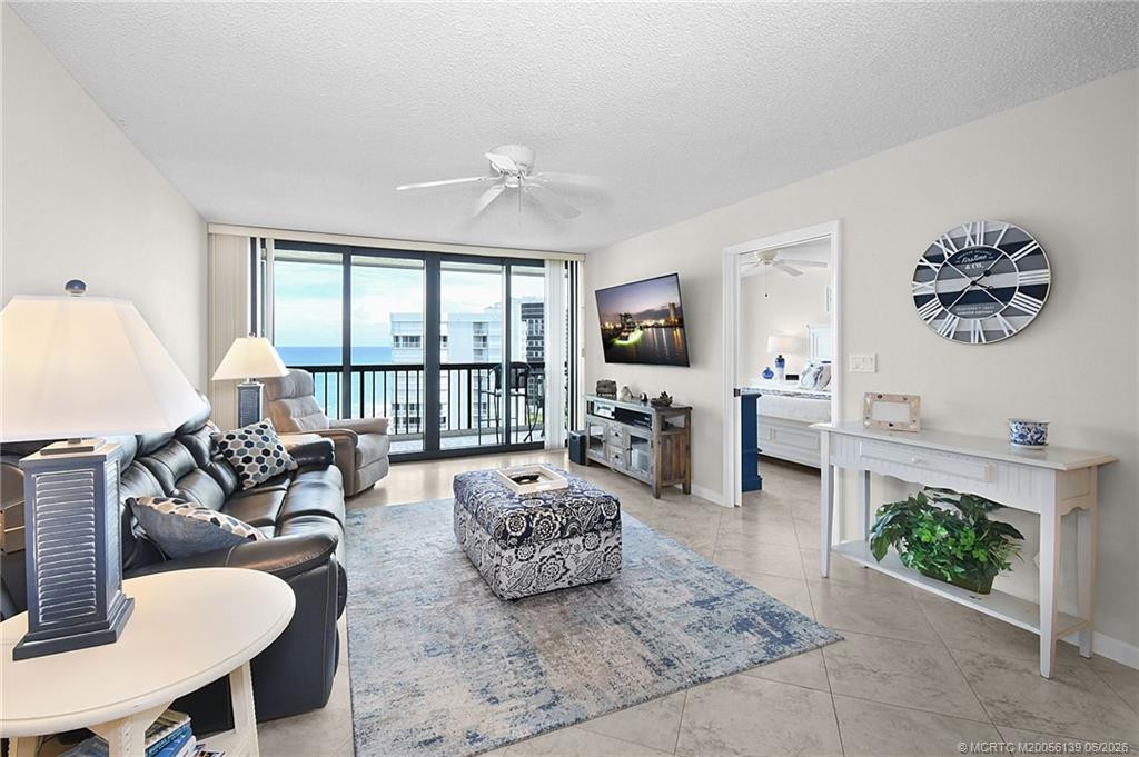 9550 S Ocean Drive 1309 Property Photo 22