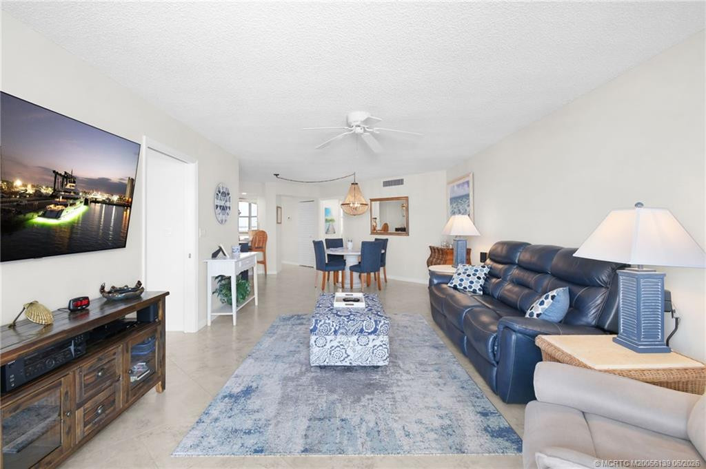 9550 S Ocean Drive 1309 Property Photo 23
