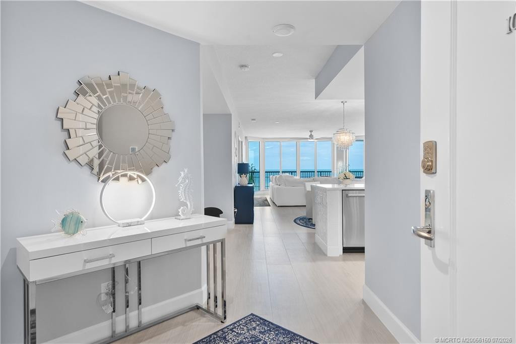 8650 S Ocean Drive 1002 Property Photo 4