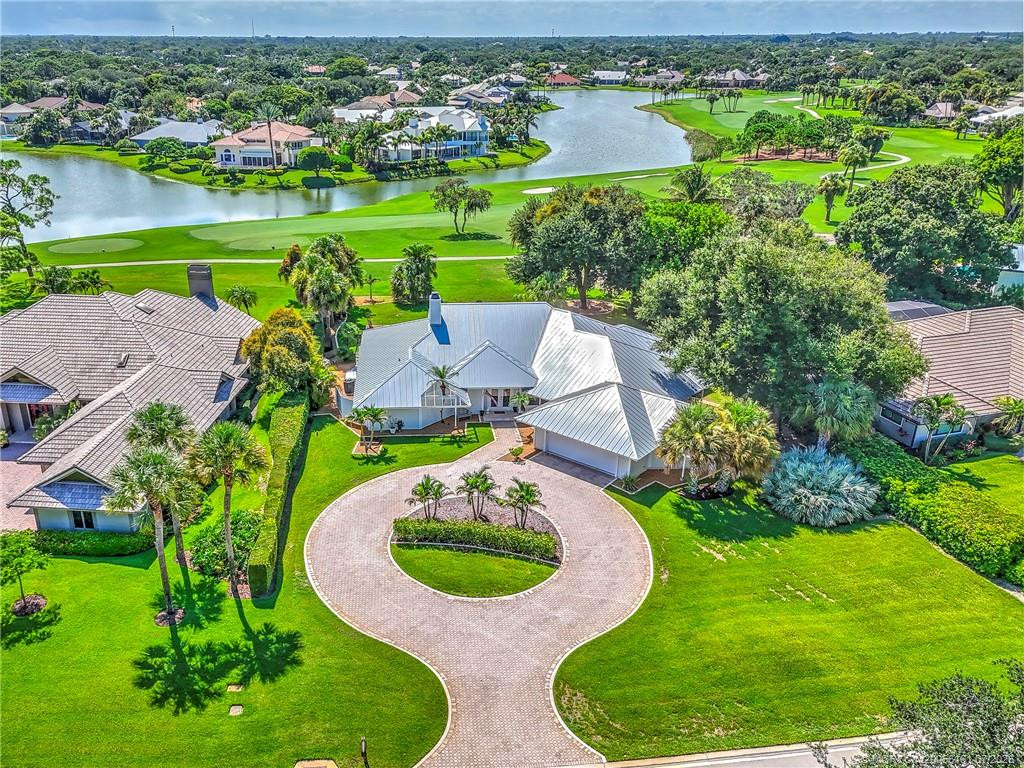 6420 Se Winged Foot Drive Property Photo 1
