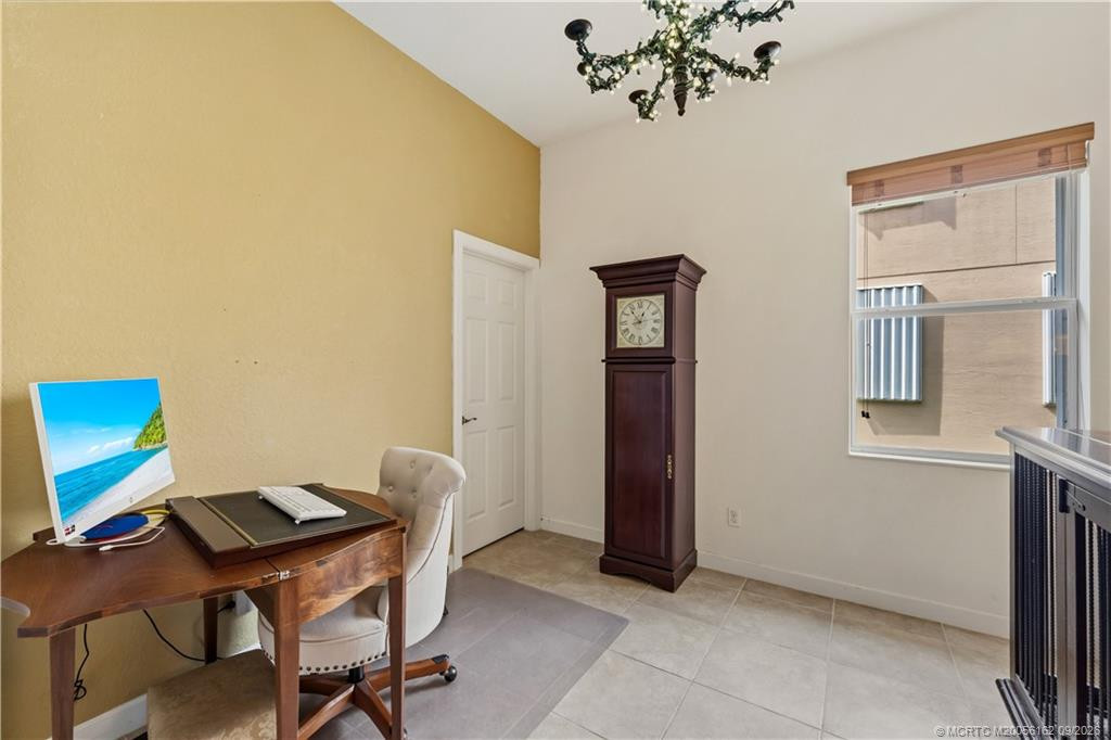 5437 Sw Honeysuckle Court Property Photo 19