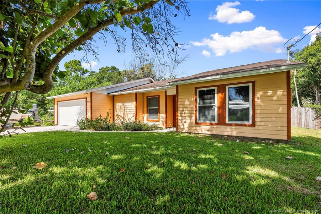 5403 Palm Drive Property Photo 1