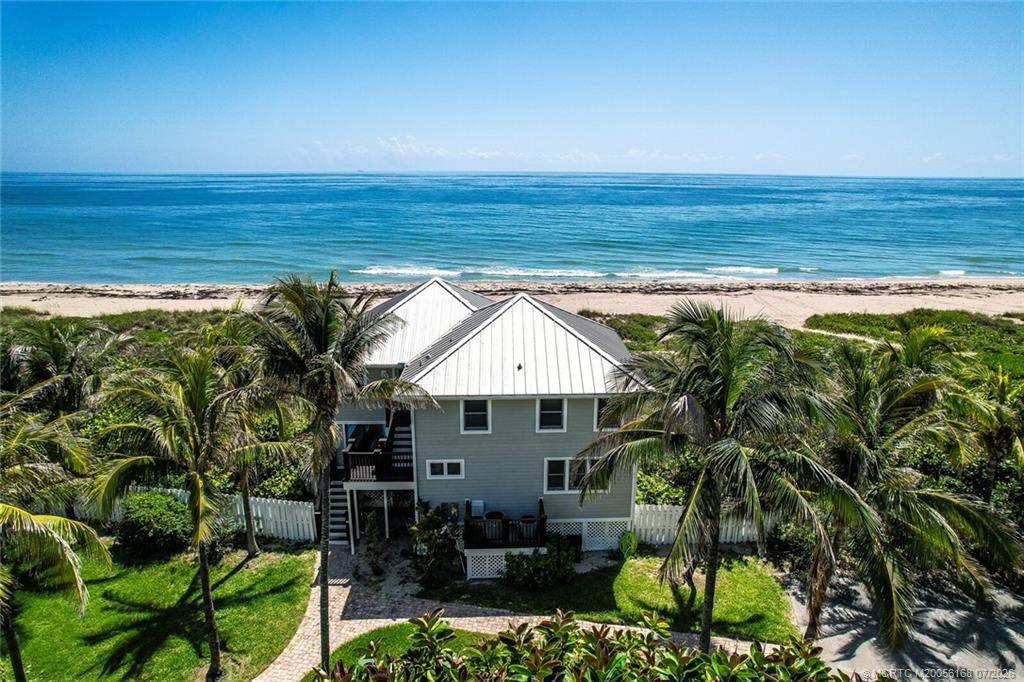1871 NE Ocean Boulevard UPPER GUEST HOUSE Property Photo 1